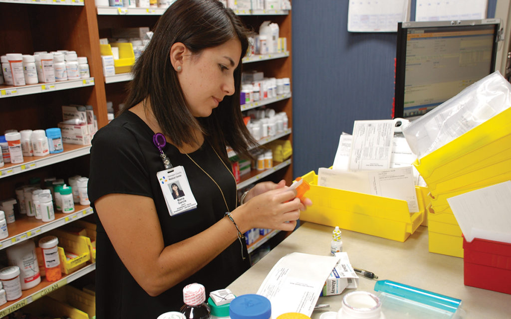 pharmacist filling an order, whittier clinic, whittier urgent care, primary care pharmacy