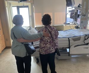 patients and family in hospital room, ECMO, burn, Stevens Johnson Syndrome, TENS, SJS, allergic reaction, Allergic reaction, lifesaving ECMO intervention, Stevens Johnson Syndrome, ECMO machine, mastectomy